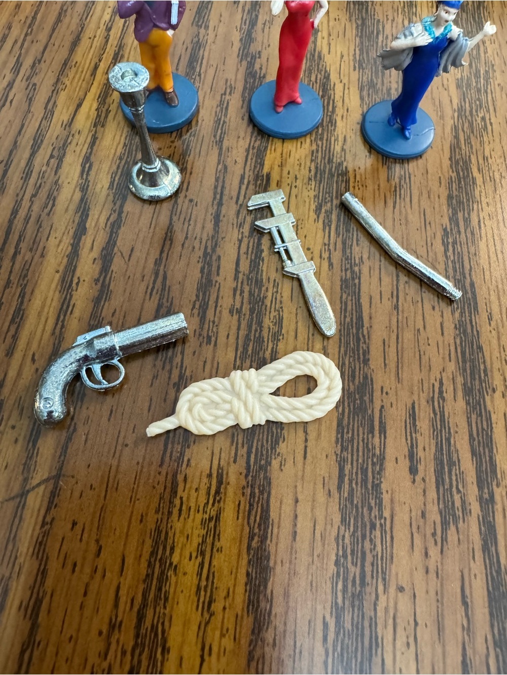2002 Clue Board Game Replacement Pieces Lot Of 8 - Picture 2 of 5
